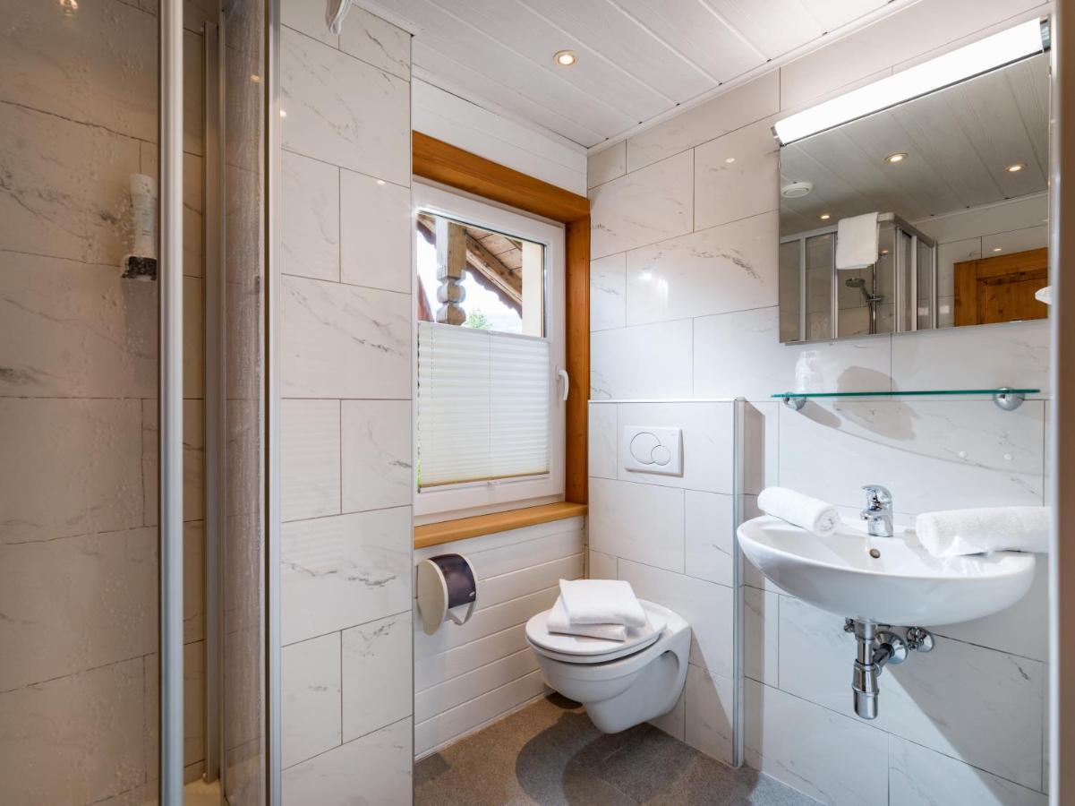 Haus Tirol Hotel Бриксен-им-Тале Екстериор снимка